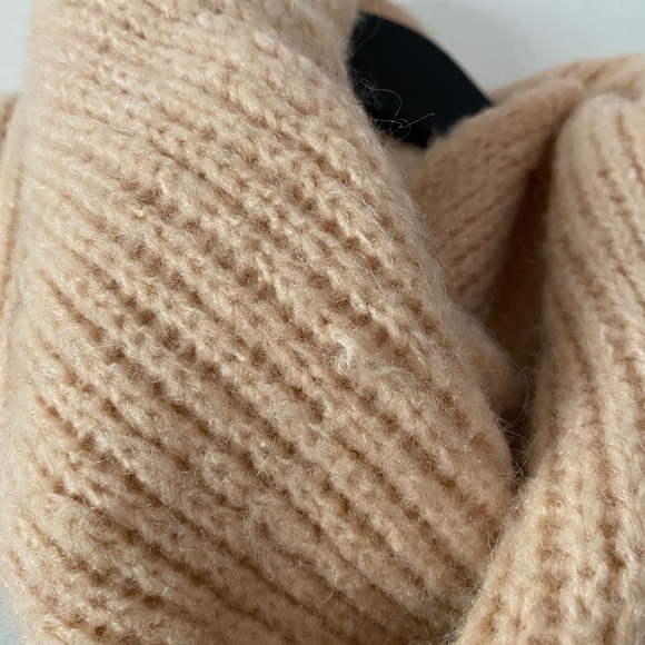 TNA Infinity Scarf - Picture 5 of 5